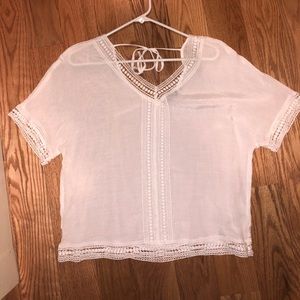 NWOT never work crochet detailing white blouse